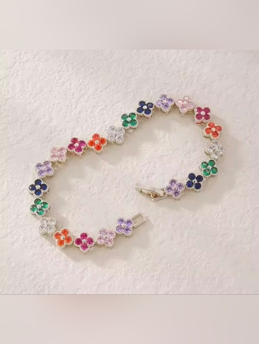 🎉🎉NEW🎉🎉 BEAUTIFUL!! CZ Multi-Color Mini Clover Bracelet In SILVER Plating